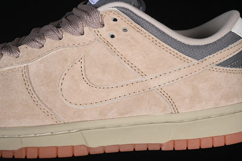 All Categories Nk SB Dunk Series Nk SB Dunk Low Low-top sneakers Nike SB Dunk Low Pro B "Parachute Beige" Desert Khaki Low-top casual sneakers HJ0367-200